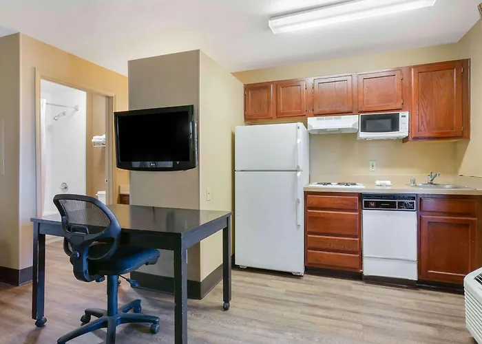 Extended America - - Chandler - E Chandler Blvd 2* Phoenix